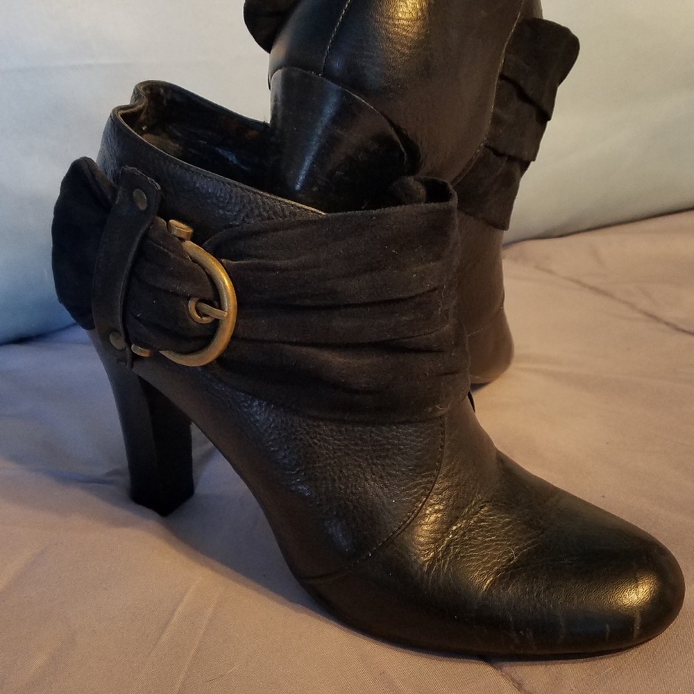 Nine West shoe boot